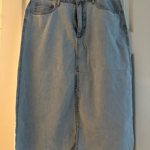 NWT WeWoreWhat Denim Slit Midi Skirt - Picture 3 of 6